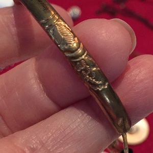Antique HRCo rolled gold child's hinged bracelet